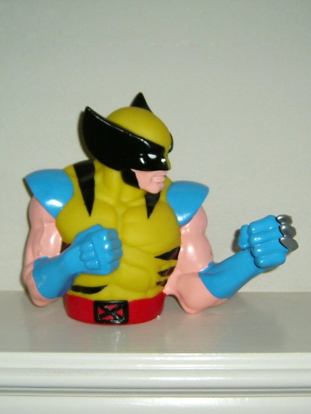Vintage 1999 Marvel X-Men Wolverine PVC Coin Piggy Bank w/ Stopper